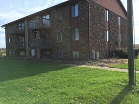 3010 W Dr S in Athens, MI - Building Photo