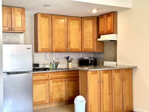 318 W 107th St-Unit -5F in New York, NY - Building Photo - Building Photo