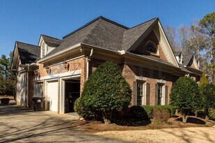 2801 Spreading Oaks Dr NW in Acworth, GA - Building Photo