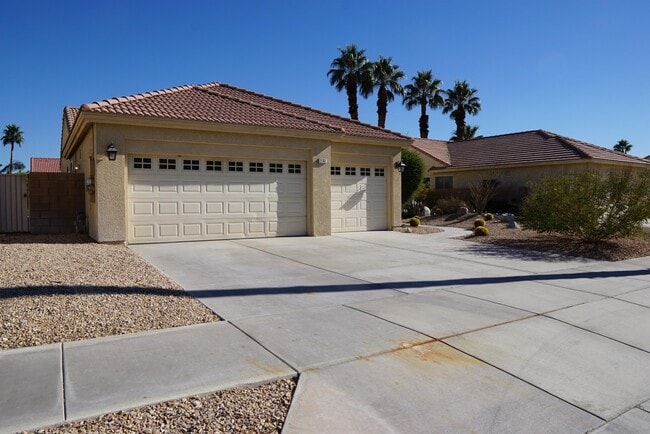 27742 Valencia St in Cathedral City, CA - Building Photo - Building Photo