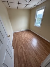 28 Pleasant St in Southbridge, MA - Building Photo - Building Photo
