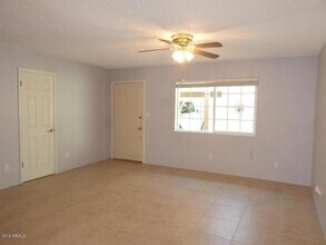 2616 W Joan De Arc Ave in Phoenix, AZ - Building Photo - Building Photo
