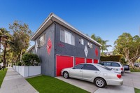 1092 Gladys Ave in Long Beach, CA - Building Photo - Building Photo