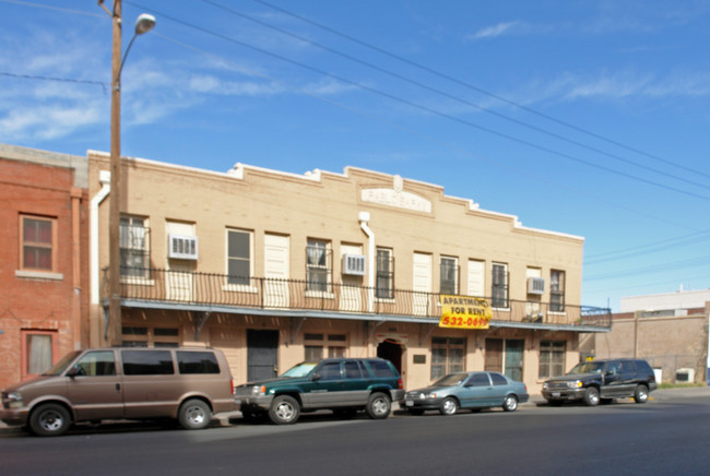 Pablo Baray in El Paso, TX - Building Photo - Building Photo