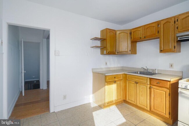 3027 W 9th St in Chester, PA - Building Photo - Building Photo