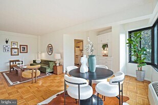 3601 Wisconsin Ave NW in Washington, DC - Building Photo