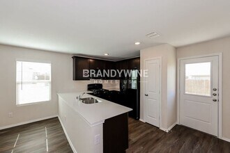 360 Dry Cyn Wy in Haslet, TX - Foto de edificio - Building Photo