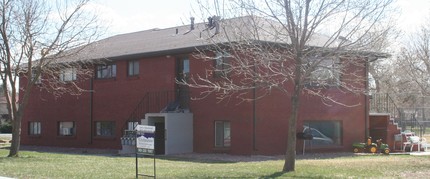 1904-1910 Beeler St in Aurora, CO - Building Photo - Building Photo