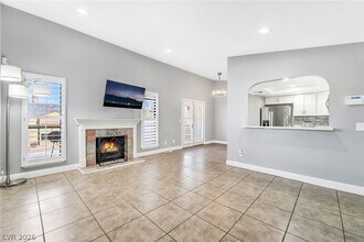 511 Bass Dr in Henderson, NV - Building Photo - Building Photo