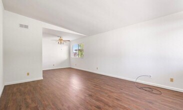 1725 Kings Dr in Paso Robles, CA - Building Photo - Building Photo