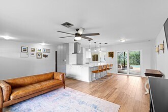1039 NW 8th St in Boca Raton, FL - Building Photo - Building Photo