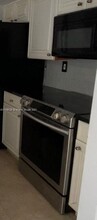 8801 W Sample Rd in Coral Springs, FL - Building Photo - Building Photo