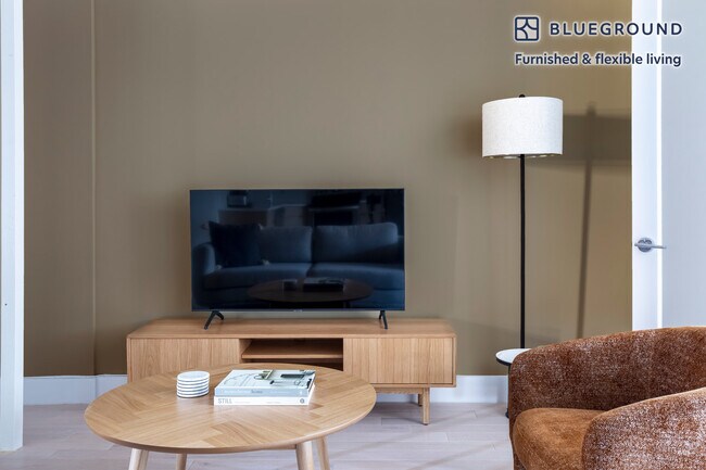 170 1st Ave.-Unit -FL4-ID994 in New York, NY - Building Photo - Building Photo