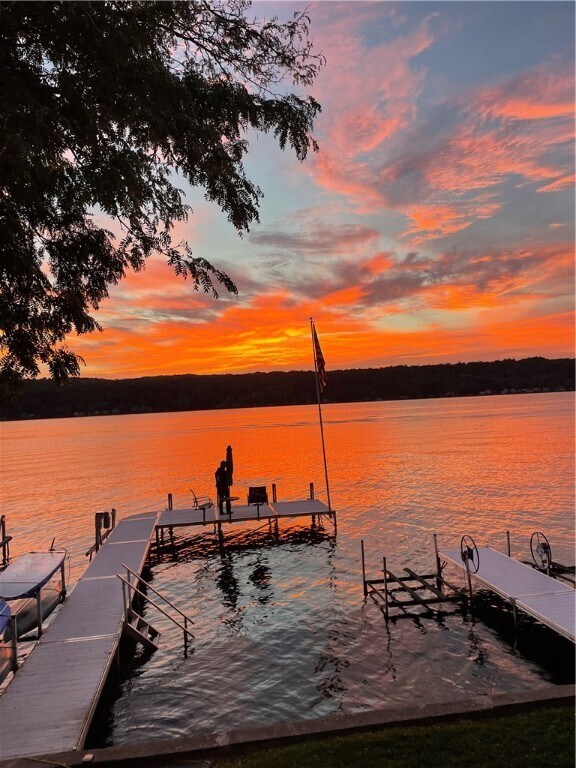 5732 E Lake Rd in Conesus, NY - Building Photo - Building Photo