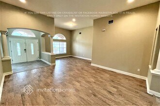 1845 Beaconsfield Dr in Wesley Chapel, FL - Foto de edificio - Building Photo