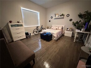 1988 South Park Ave in Buffalo, NY - Building Photo - Building Photo