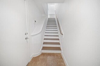 7650 Springhill St in Houston, TX - Foto de edificio - Building Photo