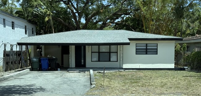 property at 808 SW 15th Ave