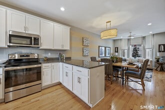 35 Eden Ave in Southington, CT - Building Photo - Building Photo