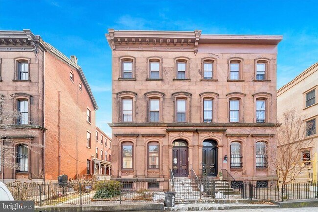 property at 2008 W Girard Ave