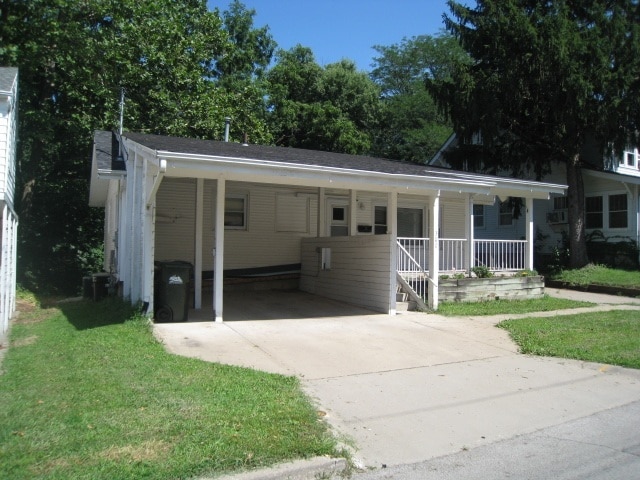 property at 300 Melrose Ct