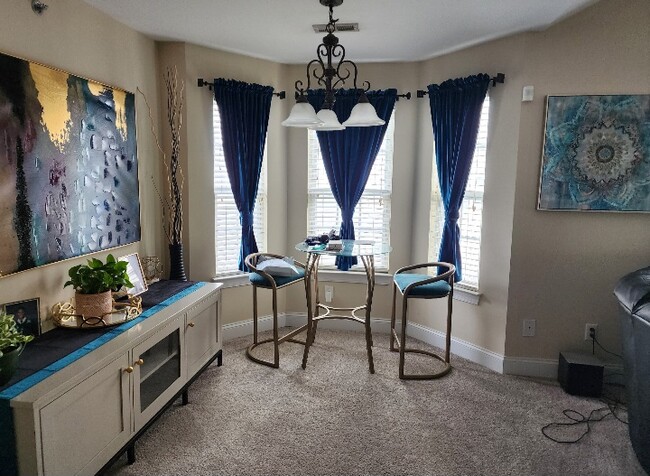 6832 Park Place Dr in Charlotte, NC - Foto de edificio - Building Photo