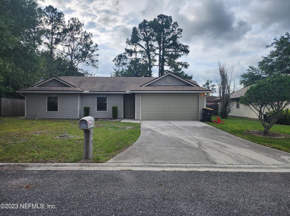 9679 Hersham Ct in Jacksonville, FL - Building Photo
