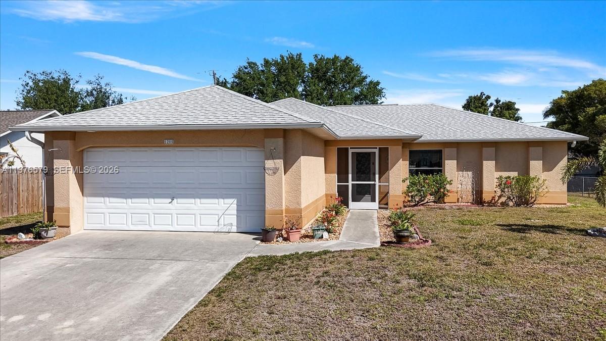 1205 SW 29th Terrace in Cape Coral, FL - Building Photo