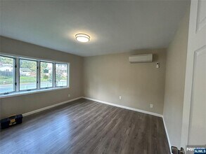 380 Milford Ave. in New Milford, NJ - Building Photo - Building Photo