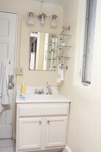 1013 University Ave in Oxford, MS - Foto de edificio - Building Photo