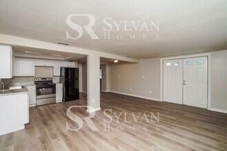 6235 Maplewood Dr in New Port Richey, FL - Building Photo - Building Photo
