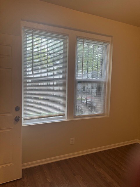 1106 Queen St NE in Washington, DC - Building Photo - Building Photo