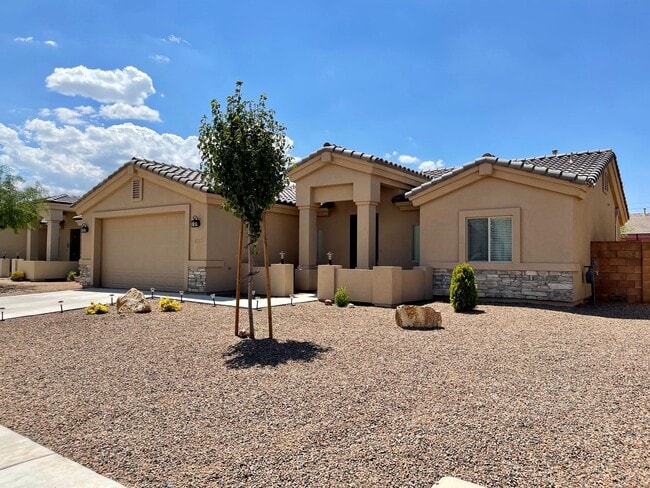 3686 Richie Dr in Kingman, AZ - Building Photo - Building Photo