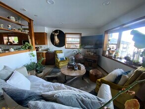 W342N4898 W Lindy Ln in Nashotah, WI - Building Photo - Building Photo