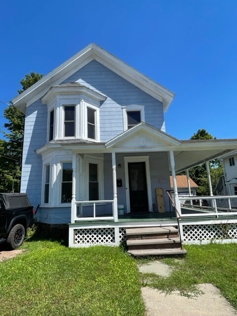 7 Franklin St, Unit Franklin St House in Delhi, NY - Building Photo
