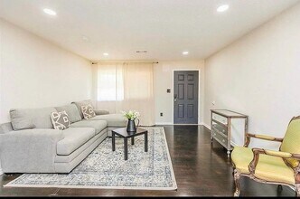 4517 NW Cheyenne Ave in Lawton, OK - Building Photo - Building Photo