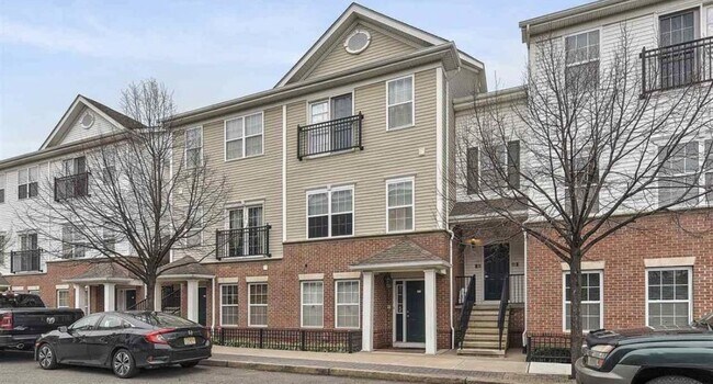 7 Tribeca Ave in Jersey City, NJ - Building Photo - Building Photo