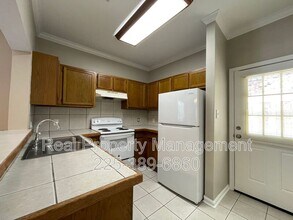 910 W Macci St in Gonzales, LA - Building Photo - Building Photo