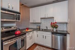 627 Clara Ave in St. Louis, MO - Building Photo