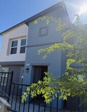 9365 Quiet Lagoon St in Las Vegas, NV - Building Photo - Building Photo