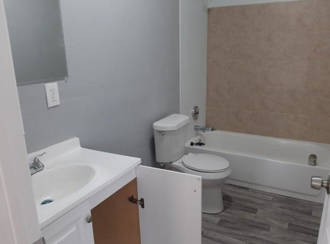 6786 Ben D Smith Rd in Silsbee, TX - Building Photo - Building Photo