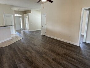 2232 Bexley Dr in Tavares, FL - Building Photo - Building Photo