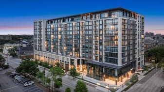 Rone Residences in Houston, TX - Building Photo