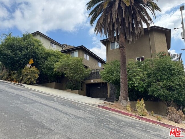 1312 Quintero St in Los Angeles, CA - Building Photo - Building Photo