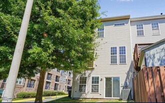 2235 Diloreta Dr in Leesylvania, VA - Building Photo