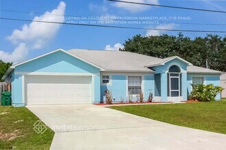 3544 SW Hale St in Port St. Lucie, FL - Foto de edificio - Building Photo