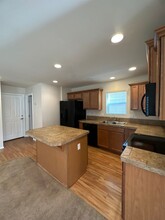 8716 Stockholm Ln NE in Lacey, WA - Building Photo - Building Photo