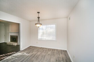 6145 Shadowfall Cove in Memphis, TN - Building Photo - Building Photo