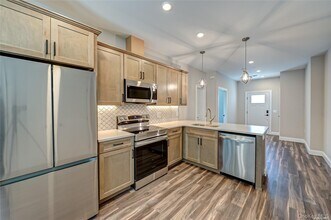 1 Conklin St in Farmingdale, NY - Building Photo - Building Photo