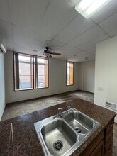 238 W Main St, Unit 2 in Marshall, MN - Building Photo - Building Photo